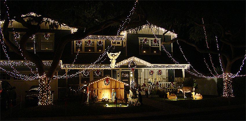 Sleepy Hollow Christmas Lihts Extravagganza in South Torrance